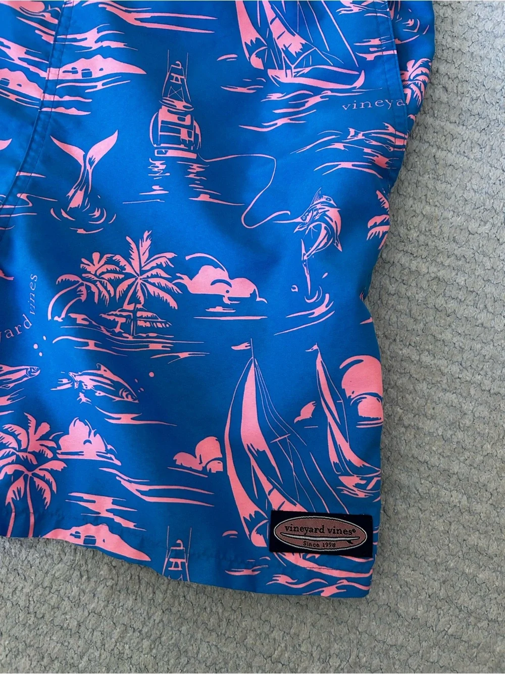 Vineyard Vines size 18 boys XL swimsuit linerless blue with pink boats